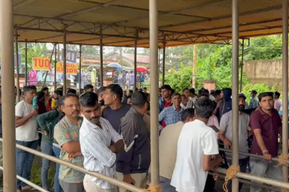 Massive Crowd Turns Up for Quepem Sarvajanik Ganesh Utsav Lottery; Police Ensure Smooth Arrangements