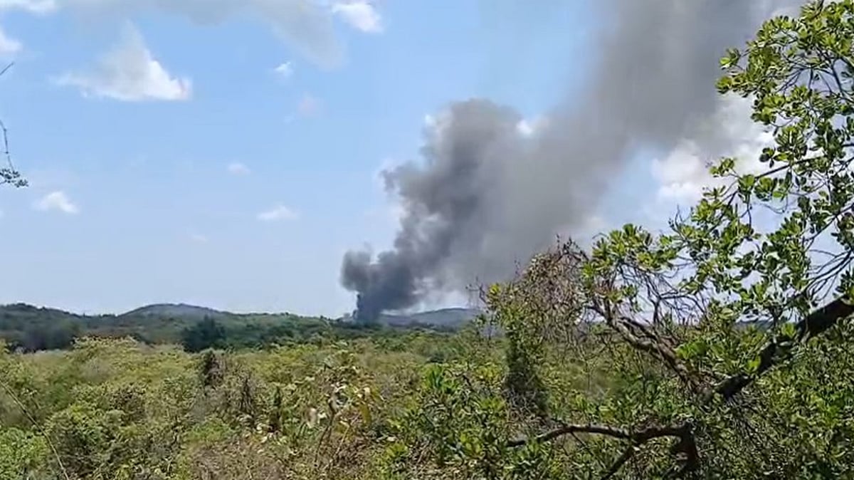 Massive Fire Breaks Out in Chemical Dump at Abandoned Quarry in Sanvordem