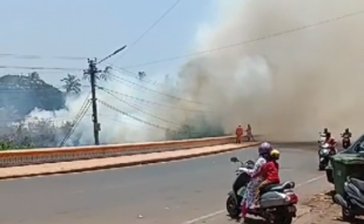 Massive fire breaks out at Taleigao Field with smoke emission affecting residents
