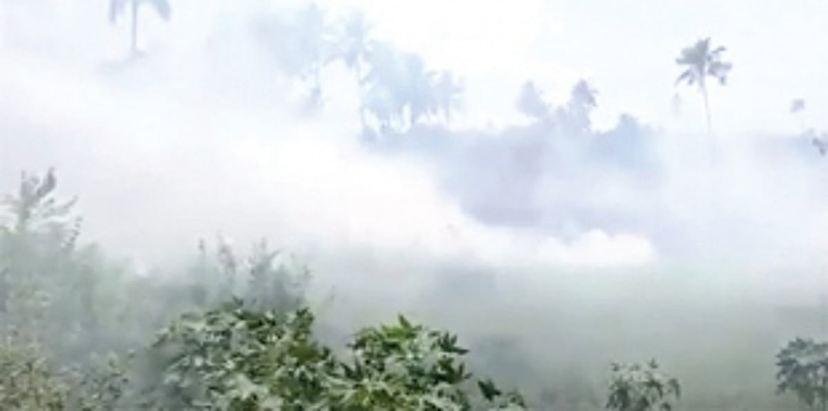 Massive fire breaks out in Taleigao field; thick smoke chokes commuters and residents