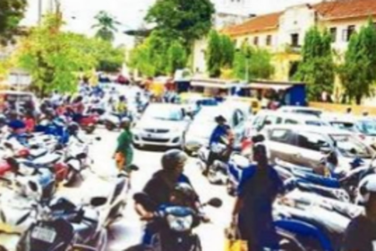 Massive traffic congestion in Margao as schools open for new academic year