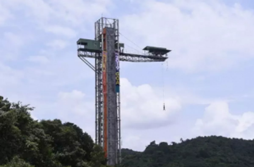 Mayem bungee jumping recommences