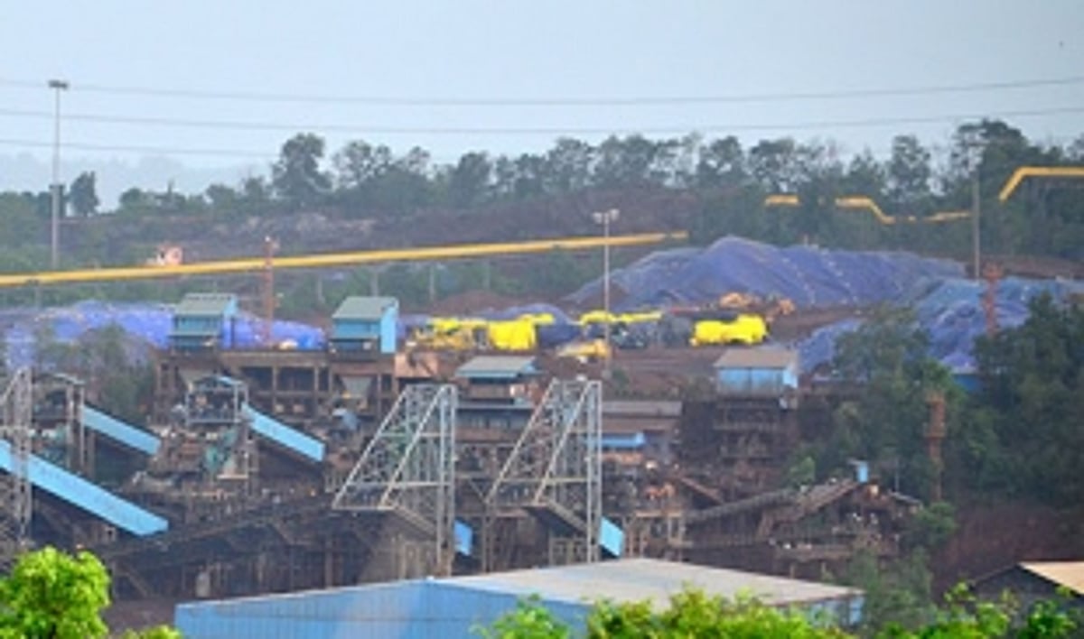 Meeting in Delhi today to unravel mining imbroglio