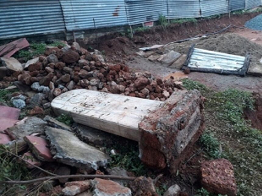 Memorial Stone, statue lay abandoned amid beautification work of Lohia Maidan