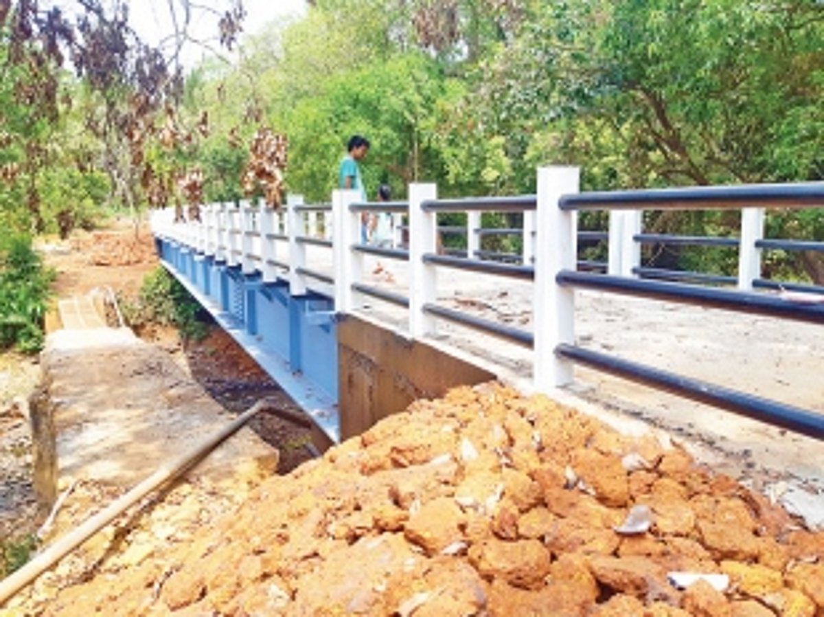 Metal bridge across Valshem River at Bhati not yet inaugurated