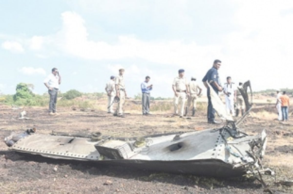 MiG-29K Fighter aircraft crashes at Verna
