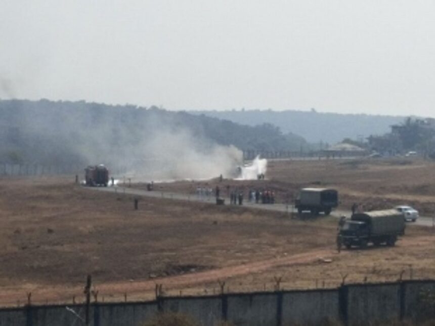 MiG crashes at Dabolim airport; pilot escapes