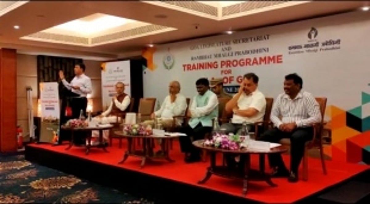 Michael Lobo only Opposition MLA to attend two day training session; Phaldesai joins late