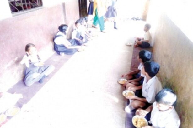 Mid-meal suppliers threaten to stop sending food to schools