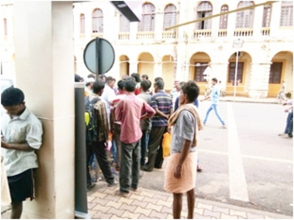 Migrant labourers’ morning nuisance continues to haunt Margao