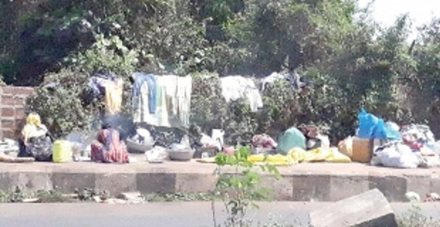 Migrants encroaching upon footpaths