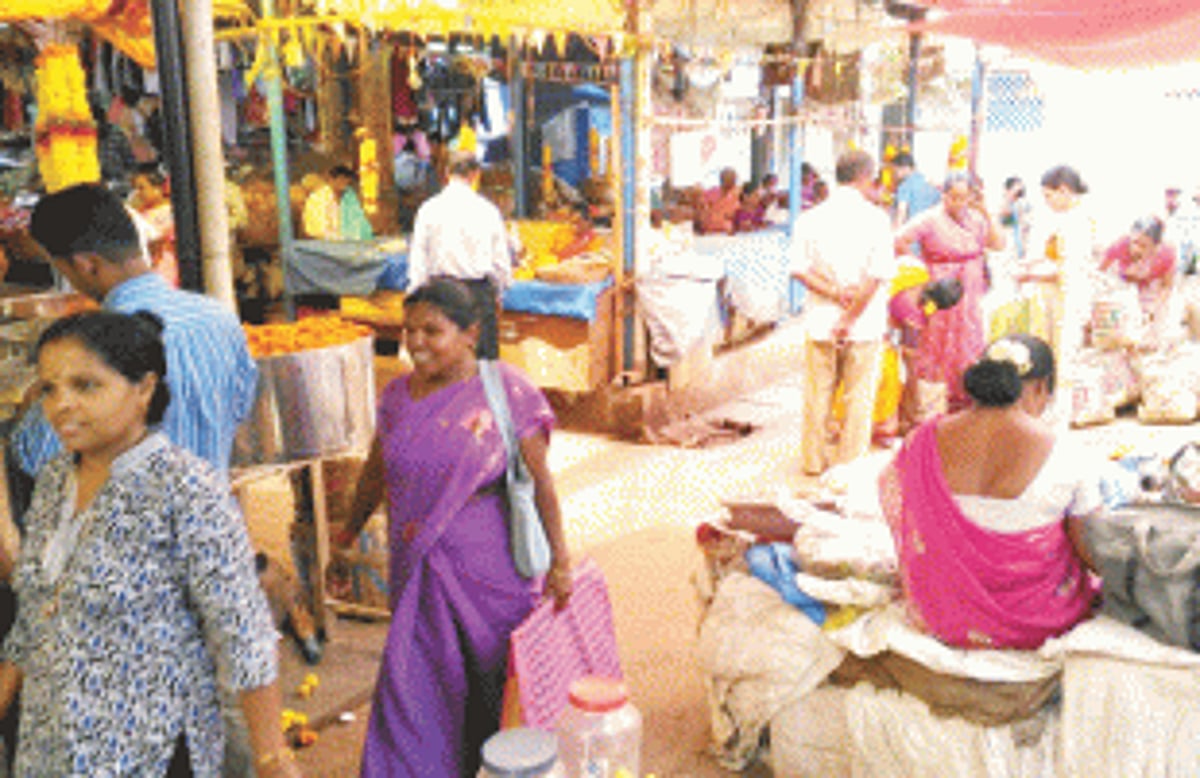 Migrants leaving Goans behind in business
