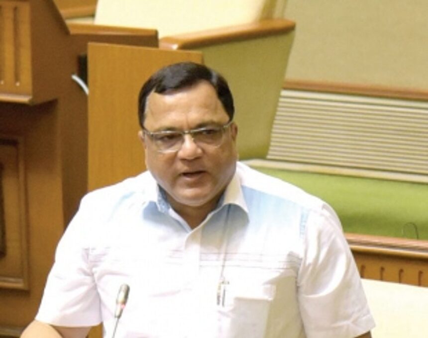 Min reviews double tracking in Dabolim