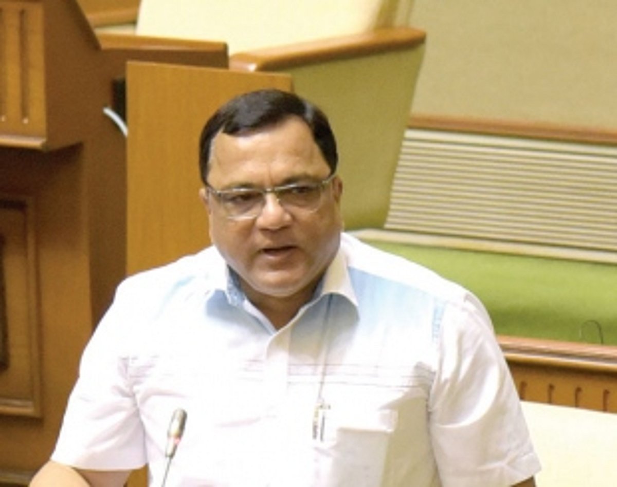 Min reviews double tracking in Dabolim