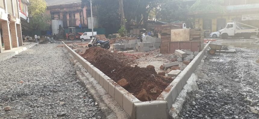 Mindless destruction by Smart City in front of Café Bhosle 1 Mindless destruction by Smart City in front of Café Bhosle
