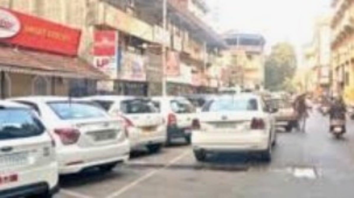 Mindless shrinking of urban parking space by ‘UnSmart City’