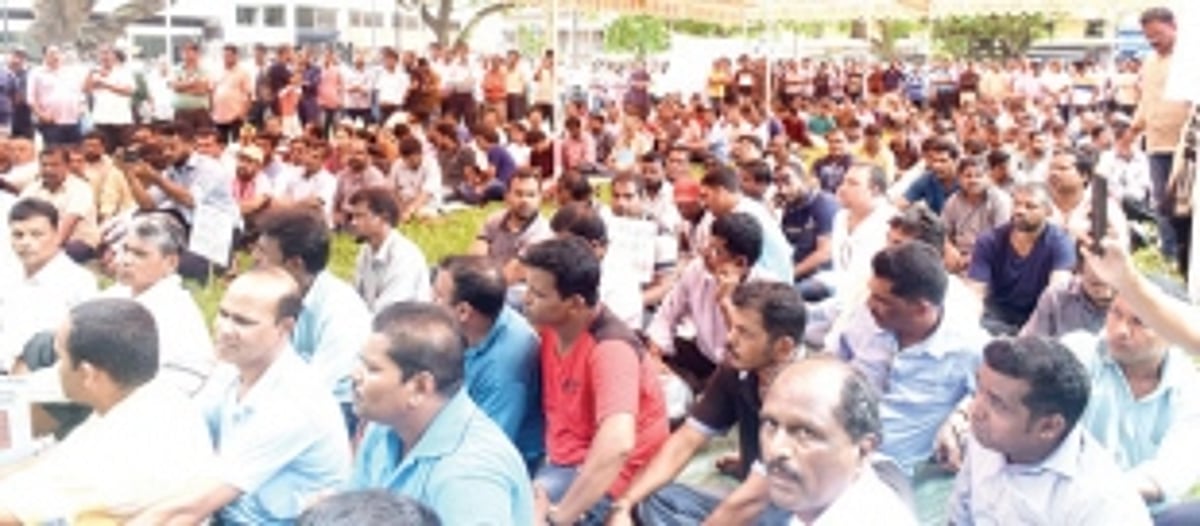 Mining dependents demand resumption