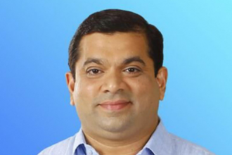 Minister pays surprise visit  to Govt Printing Press,  finds many staff absent