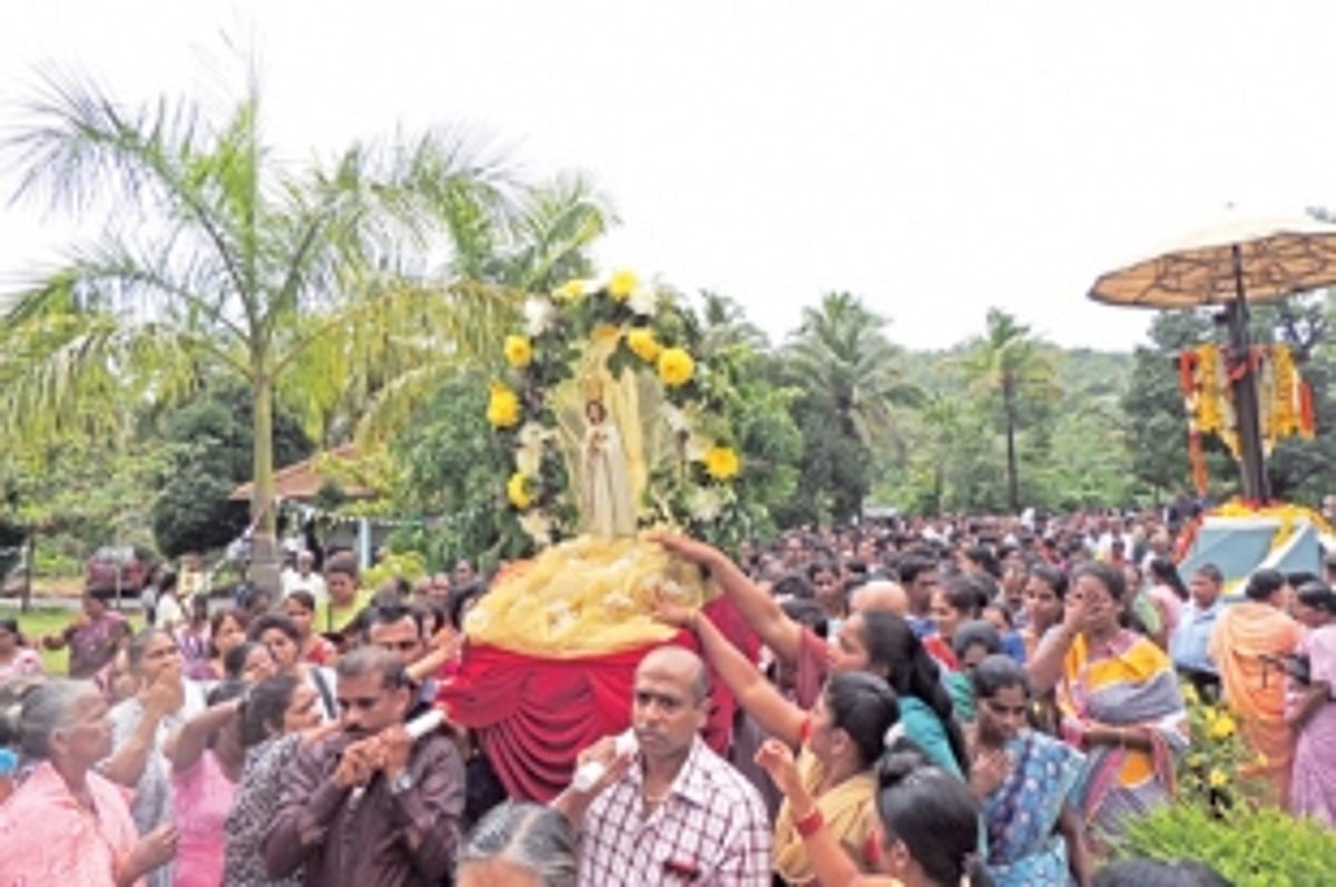 Miraculous Cross feast celebrated at Karwar