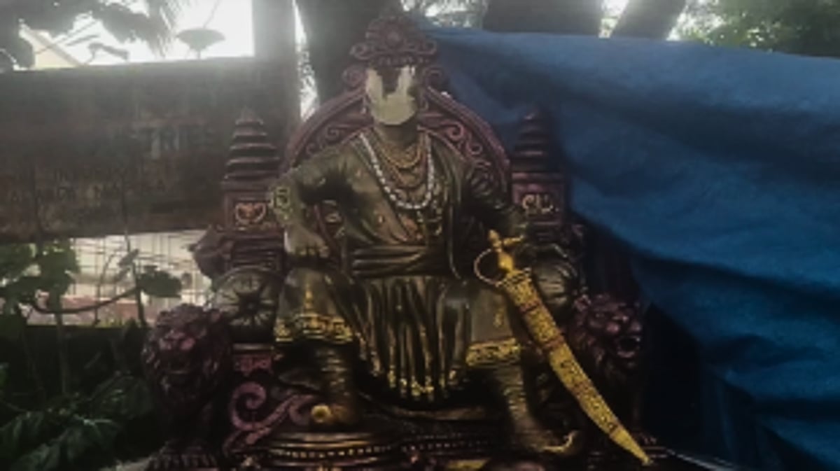 Miscreants vandalise Chatrapati  Shivaji Maharaj statue at Mapusa