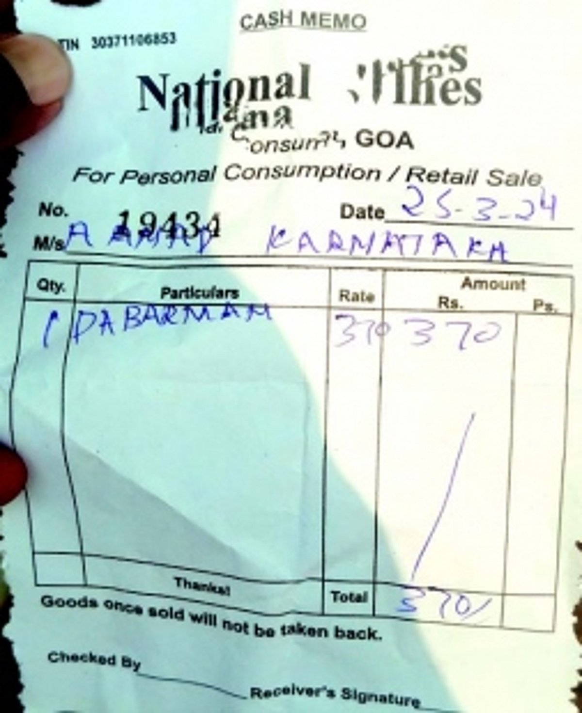 Misled by wine  store dealers, tourists ‘pay the price’ at Mollem checkpost