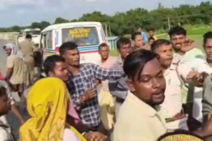 Mob Violence Over Kangaroo Court Leaves 5 Policemen Injured in Bengal
