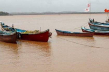 Mobor fishermen spot K’taka fishing boats in Goa waters