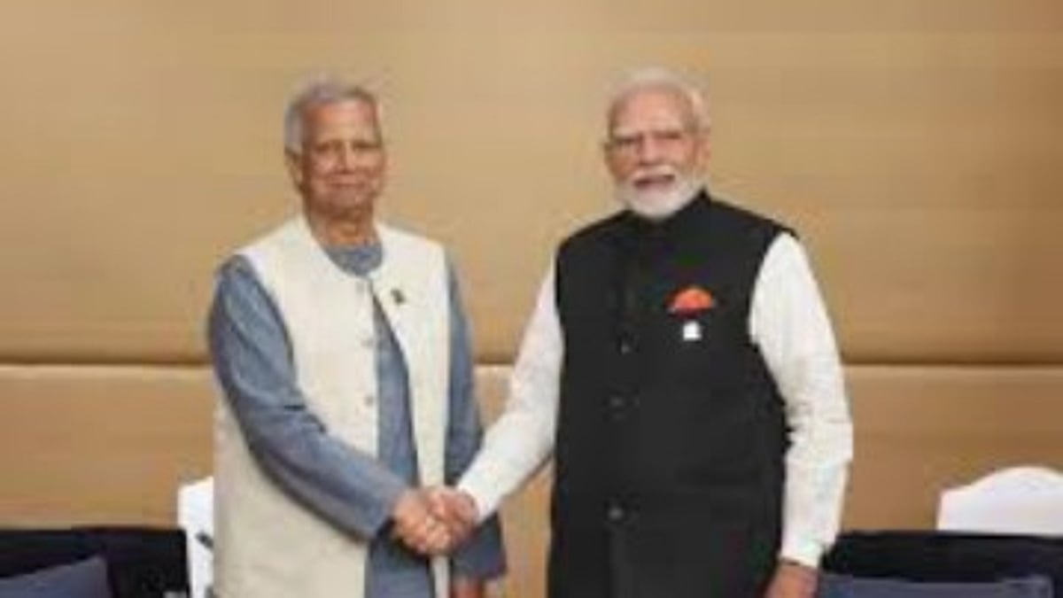 Modi and Yunus Meet Amid Tensions, Discuss Minority Safety and Bilateral Relations