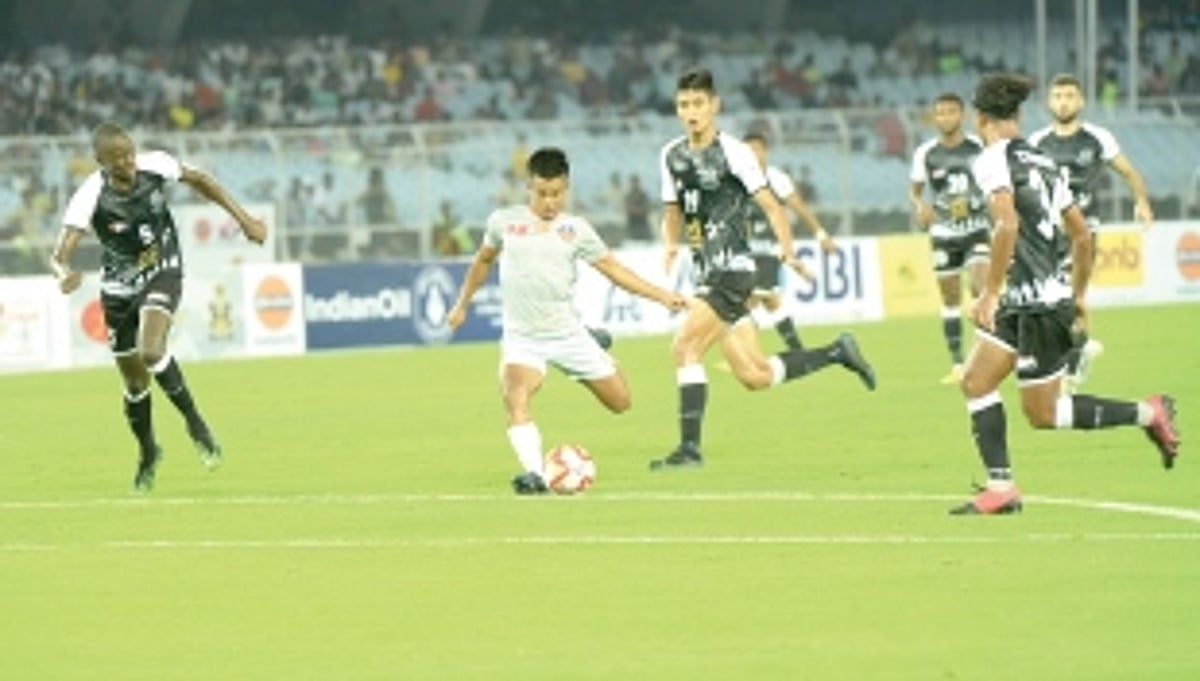Mohammedan Sporting fight  back to put it across FC Goa