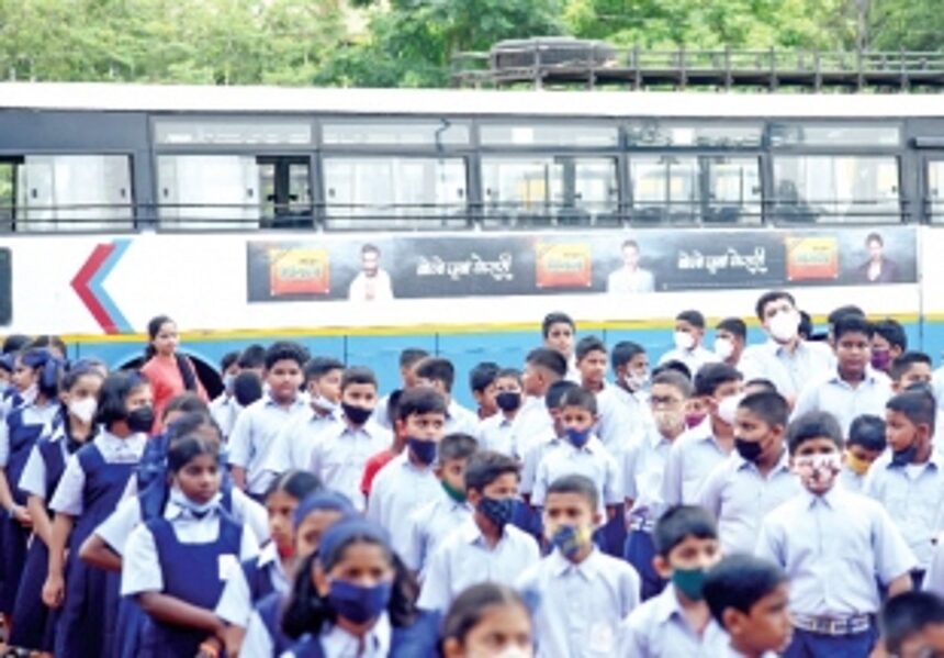 Money for gutkha ads not bigger than the future of our children, say 350 teachers