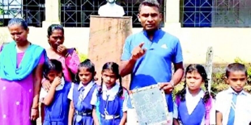 Monsoon has ended; students of Ponda  GPSs without raincoats, reimbursement