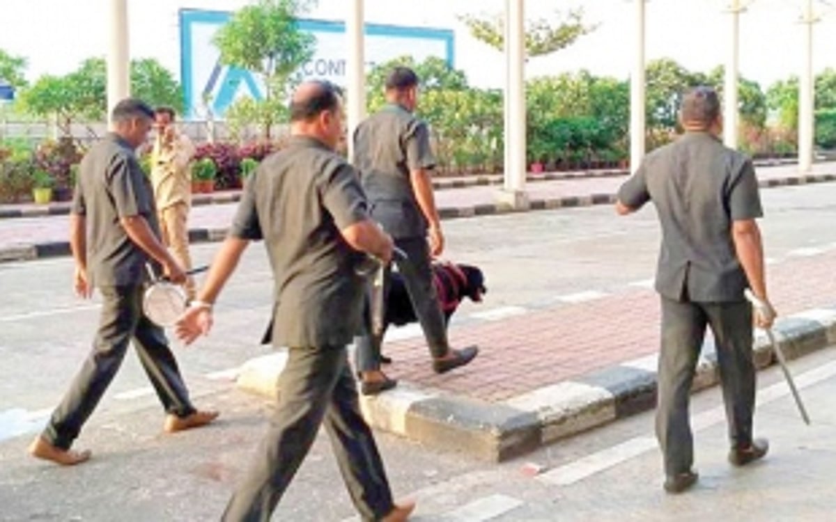 Mopa Airport employee arrested for  making bomb hoax call