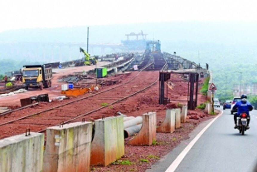 Mopa-Dhargalim elevated road to be ready by March next year: PWD 1 Mopa-Dhargalim elevated road to be ready by March next year: PWD