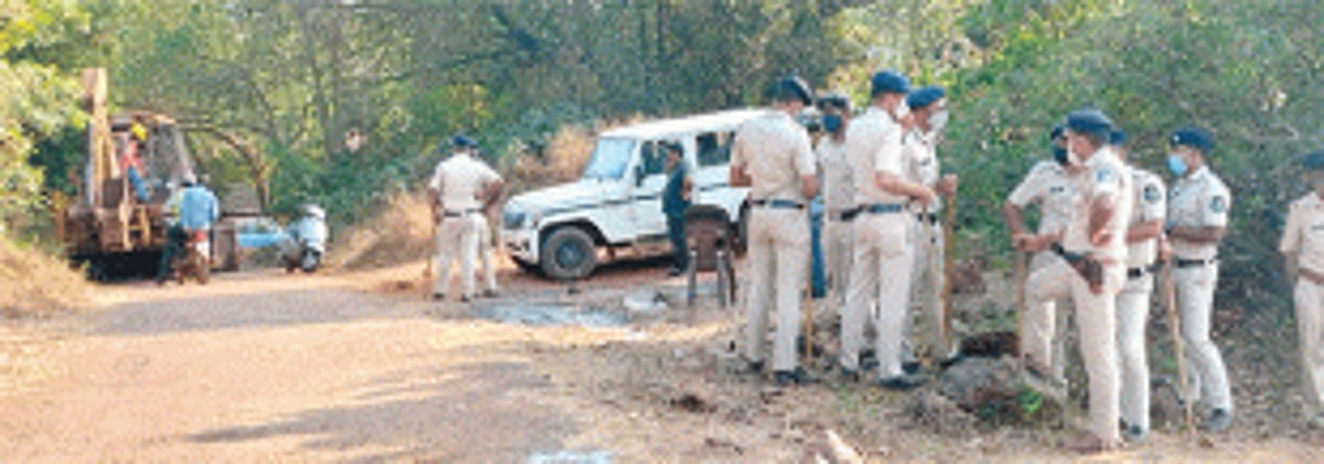 Mopa link road work goes  on in police presence