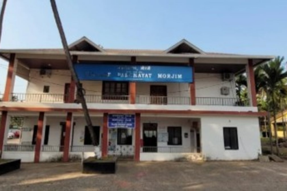 Morjim Panchayat Begins Survey of Roadside Constructions Following High Court Directive