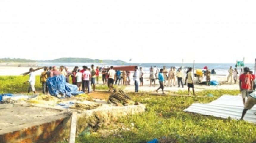 Morjim fishermen knock at CM’s door seeking justice after hut demolition