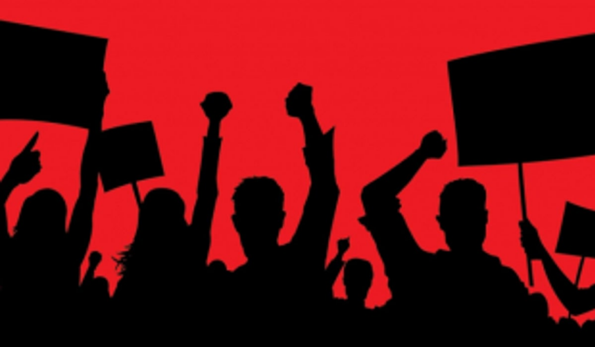 Morjim locals threaten to block road if speed breakers not installed at junction