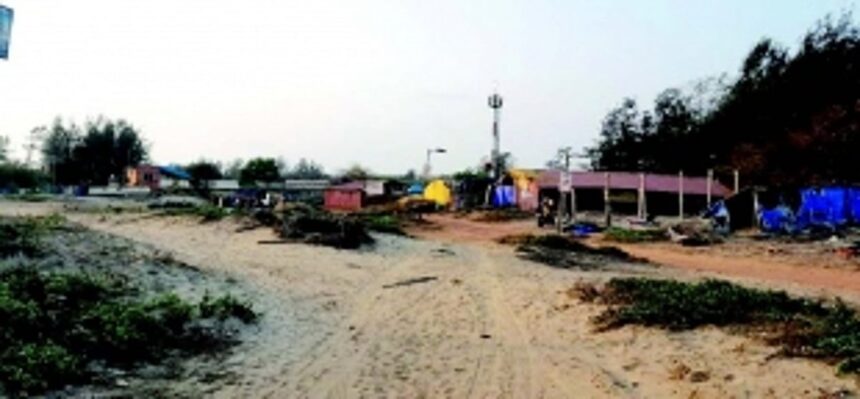 Morjim villagers oppose government’s Rs 8.5 crore beautification project at the beach 1 Morjim villagers oppose government’s Rs 8.5 crore beautification project at the beach