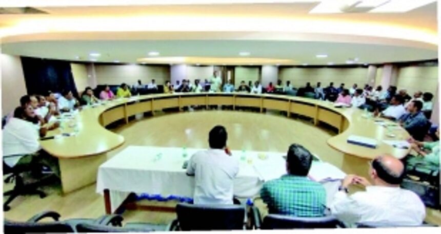 Mormugao Council seeks action on stalled constructions due to delayed naval NOCs