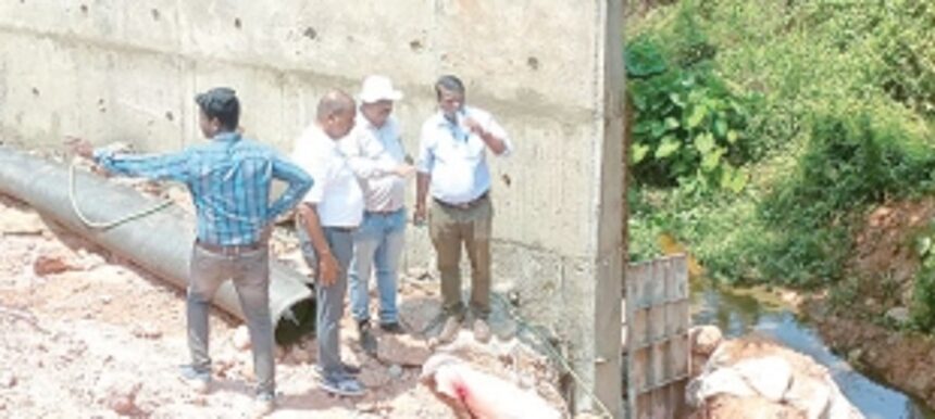 Mormugao Council stops railway double-tracking works at Maimollem