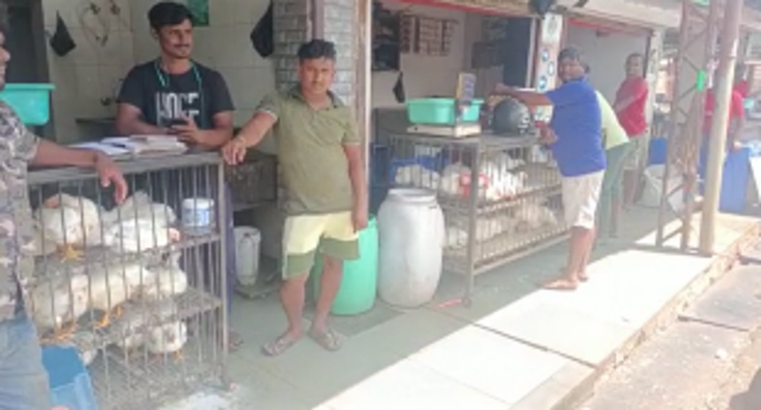 Mormugao council urged to remove illegal chicken, mutton stalls 1 Mormugao council urged to remove illegal chicken, mutton stalls