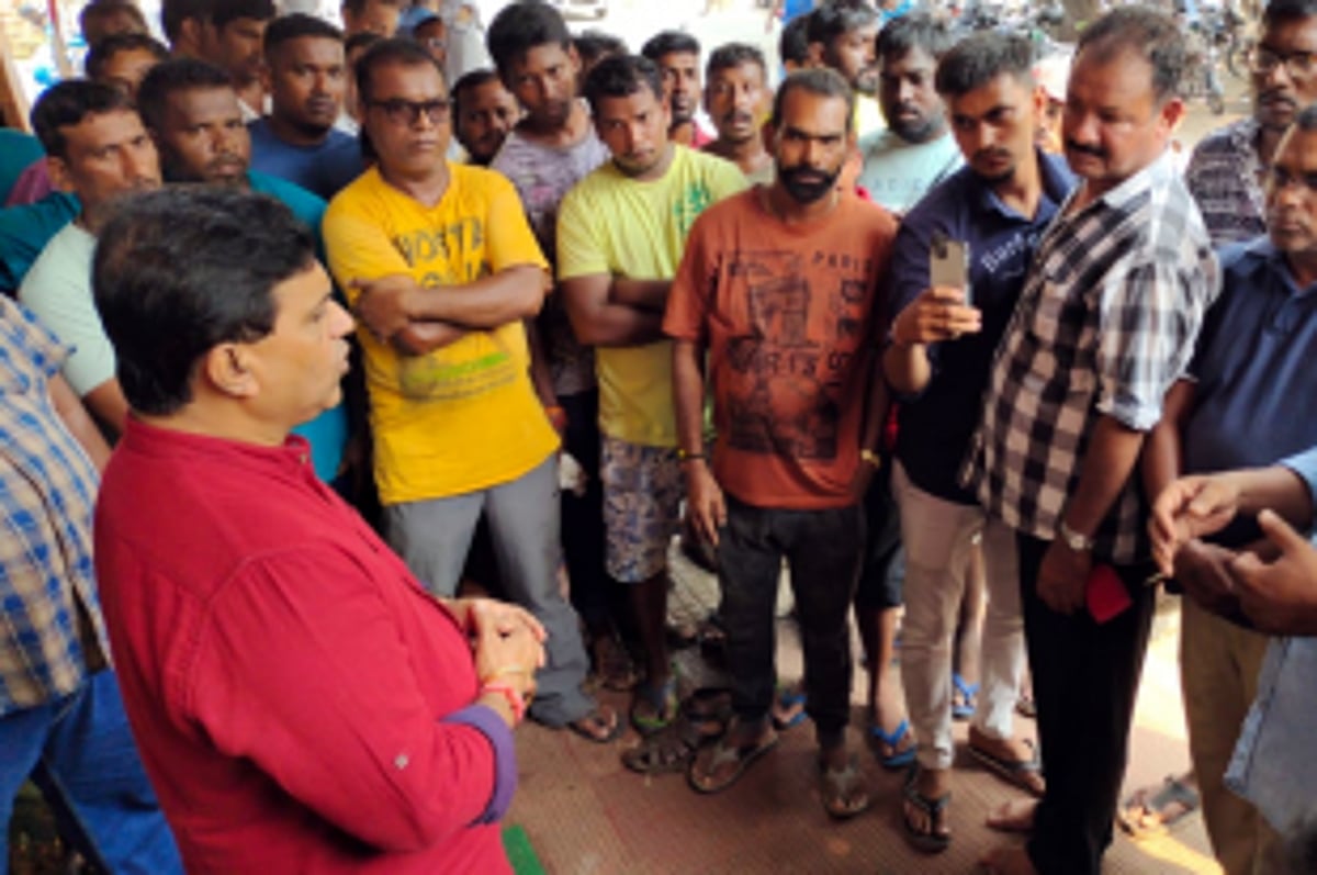 Mormugao municipal workers demand regularisation