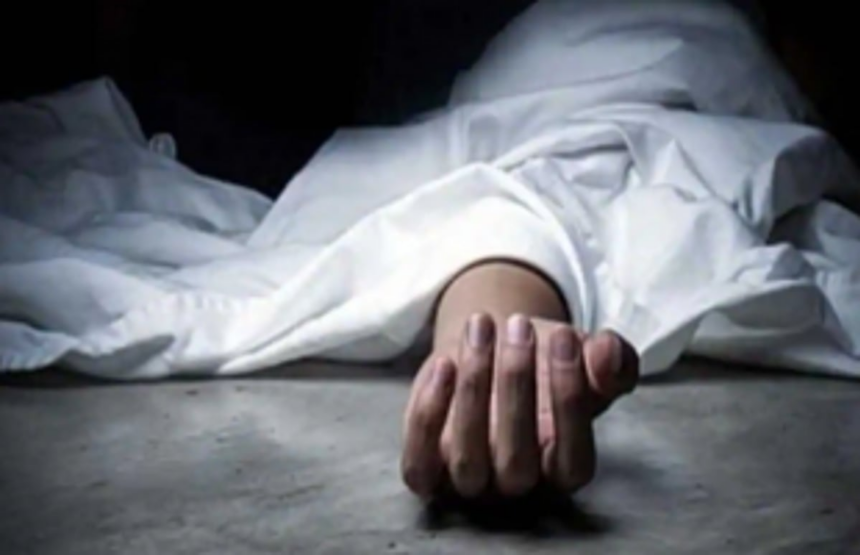 Mother, daughter found dead in pond 1 Mother, daughter found dead in pond