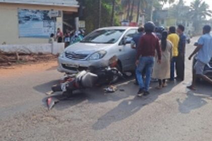 Motorcycle Rider Seriously Injured in Head-On Collision at Siolim