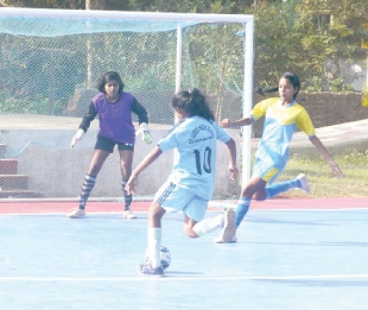 Mount Mary HS, The Kings School advance in U-13 DSYA futsal