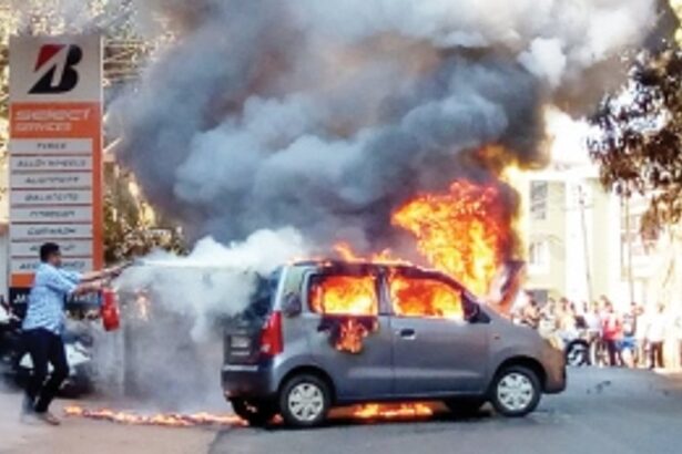 Moving WagonR catches fire