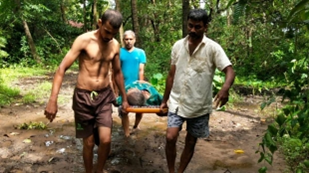 Mud Road Hinders Ambulance Access for Mandrem Family