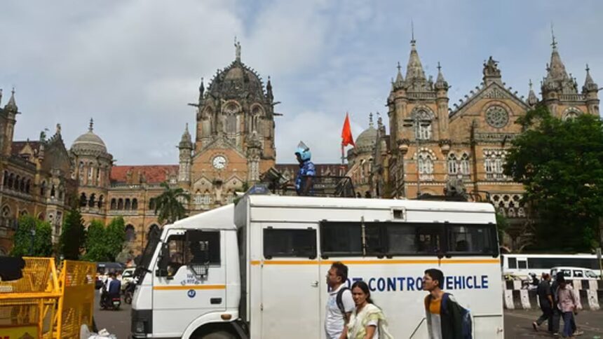 Mumbai on High Alert After Terror Group Claims Planting 34 Bombs, 400 Kg RDX 1 Mumbai on High Alert After Terror Group Claims Planting 34 Bombs, 400 Kg RDX