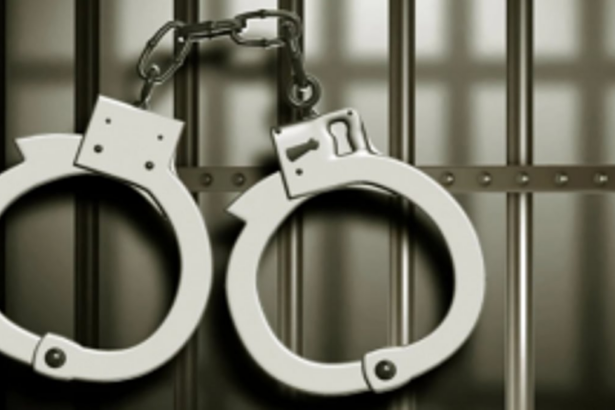Mumbaikar held with ganja  worth Rs 1.90 lakh