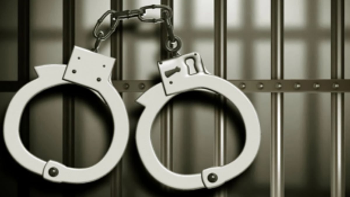 Mumbaikar held with ganja  worth Rs 1.90 lakh